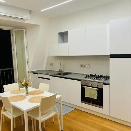 La Mombellina Oltre Holidays 아파트 산레모